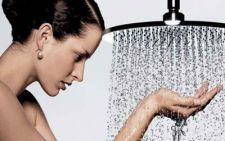 Cách dùng thiết bị tắm an toàn Cách dùng thiết bị tắm an toàn