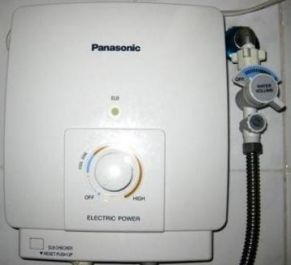 Máy nước nóng Panasonic DH-3LS1VS